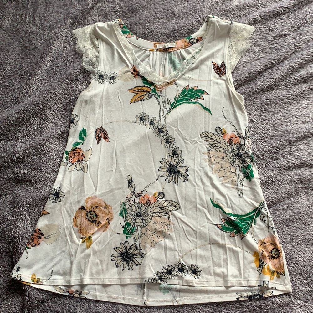 Floral top